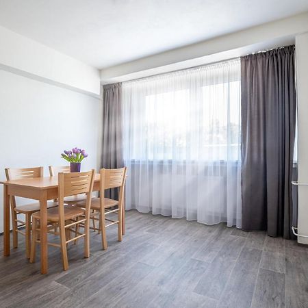Apartmany A Studia Zamecky Park Litvínov Εξωτερικό φωτογραφία